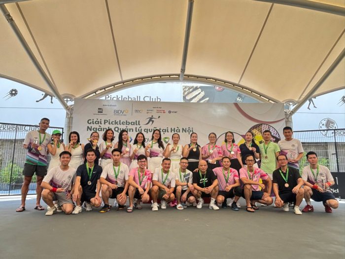 Đội Pvi Am Giao Lưu Cùng Các đội Tham Dự Giải Pickleball Ngành Quản Lý Quỹ 2025 (4)