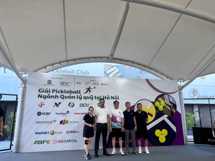 Đội Pvi Am Giao Lưu Cùng Các đội Tham Dự Giải Pickleball Ngành Quản Lý Quỹ 2025